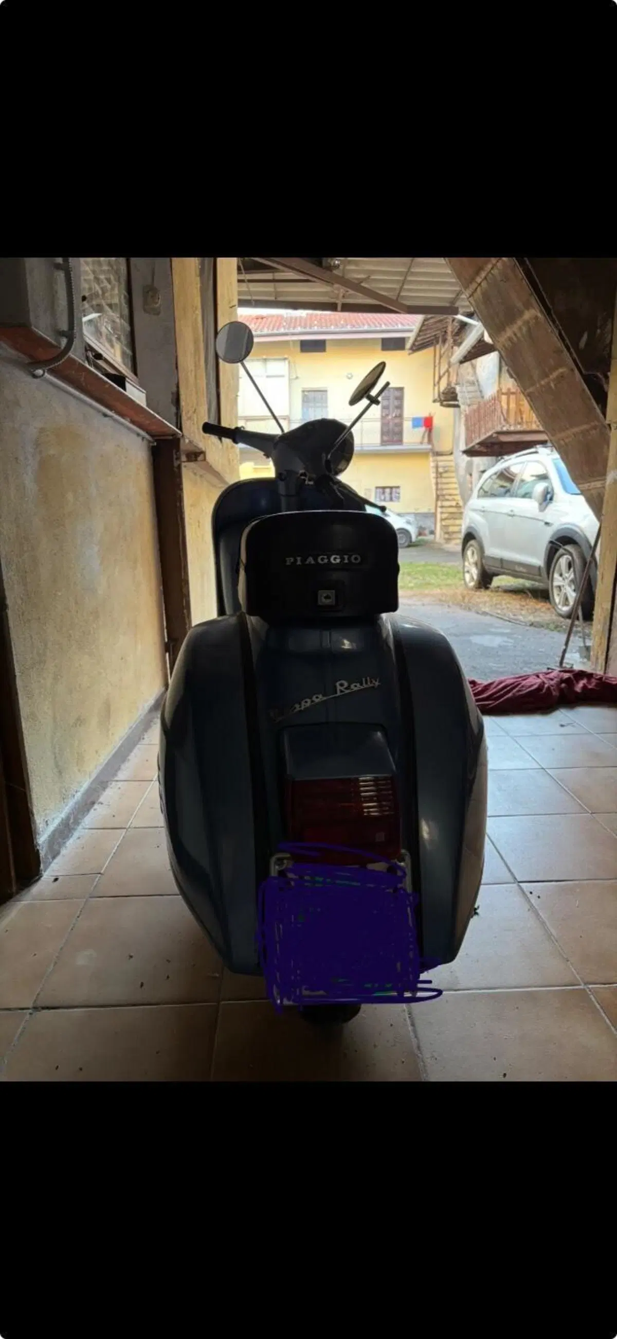 Piaggio Vespa Rally 180 VSD (4)