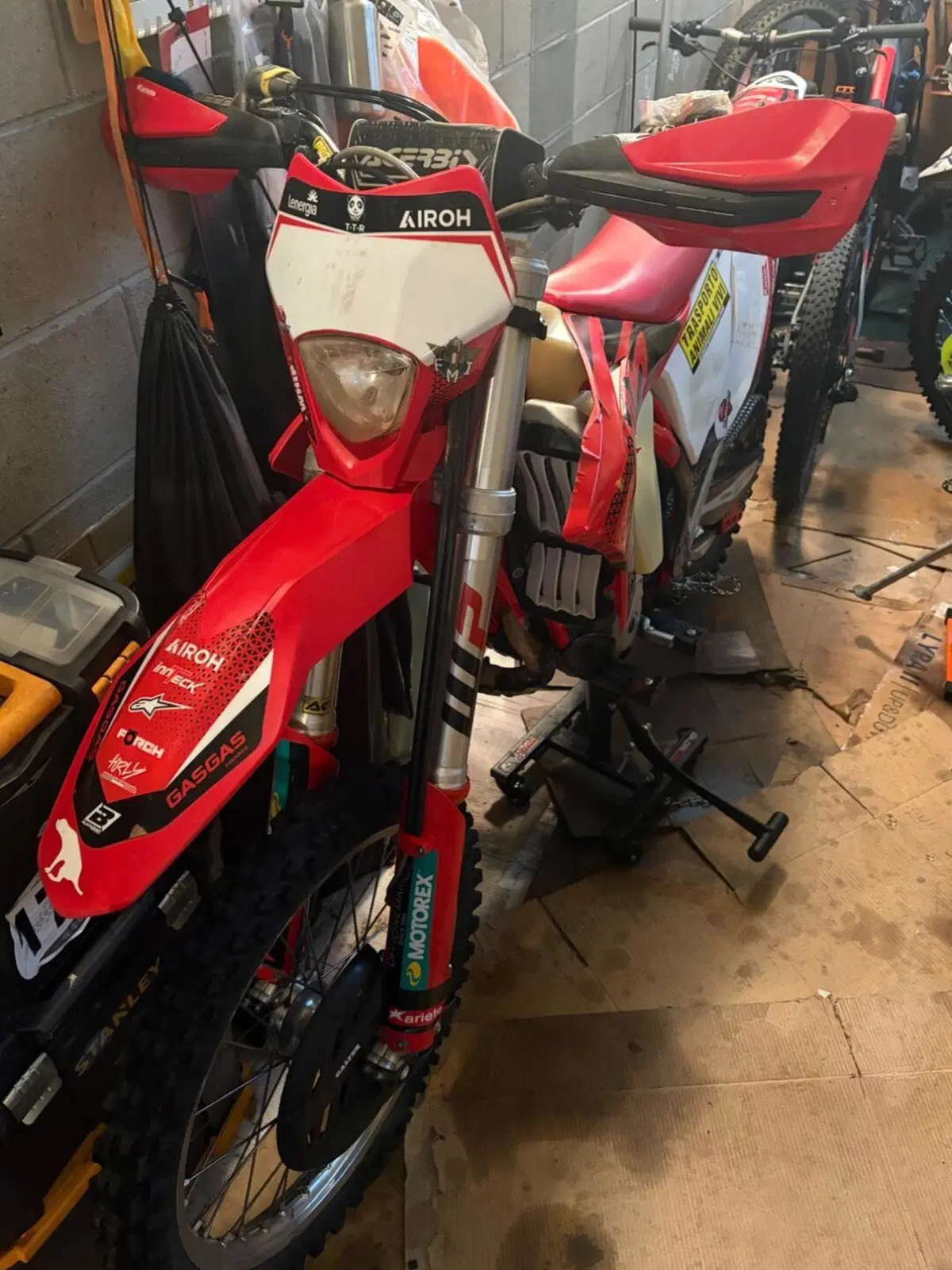GASGAS EC 350 F (2023) (3)