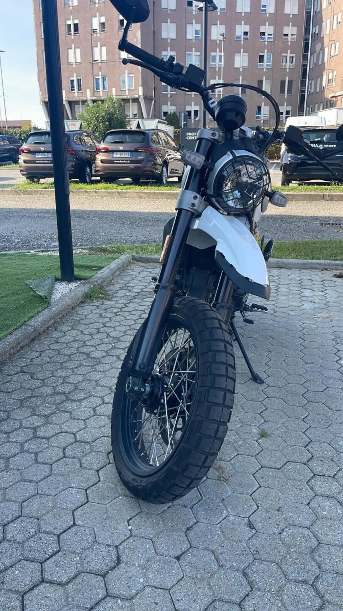 Ducati Scrambler 800 Desert Sled (2017 - 20) (2)