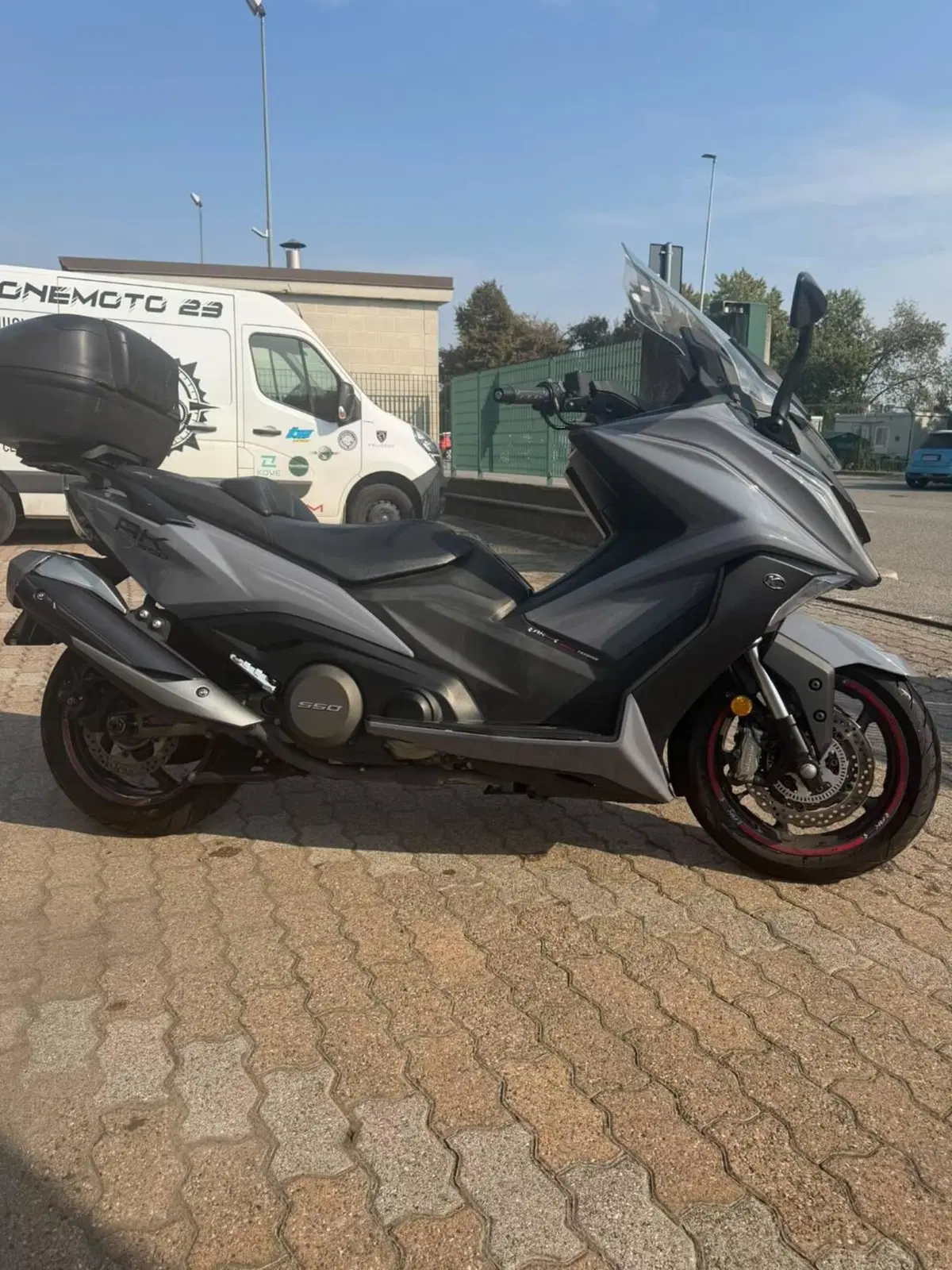 Kymco AK 550 (2017 - 19) (2)