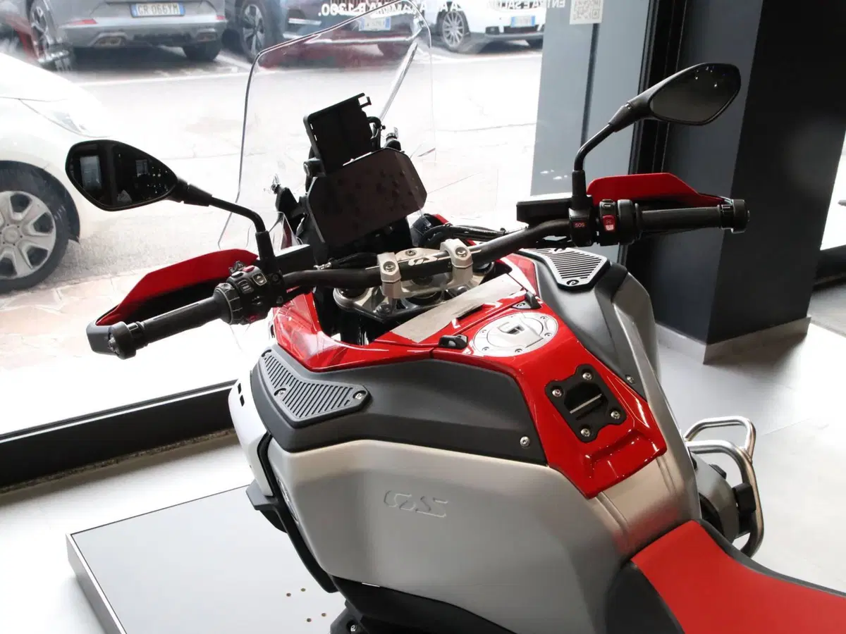 Bmw R 1300 GS Adventure (2025 - 26) (9)