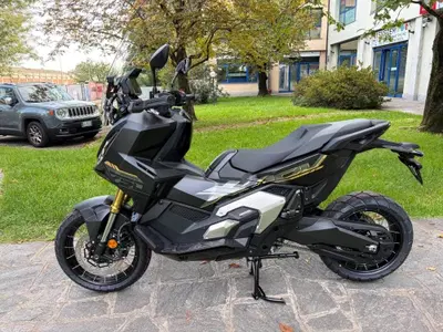 Honda X-ADV 750 Special Edition (2026 - 27) nuova