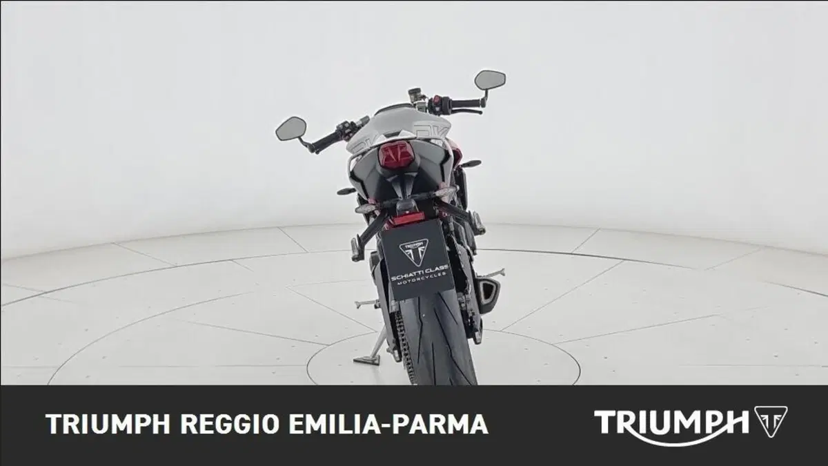 Triumph Street Triple 765 RX (2026) (3)