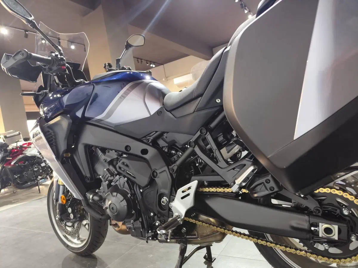 Yamaha Tracer 9 GT+ Y-AMT (2025 - 26) (7)