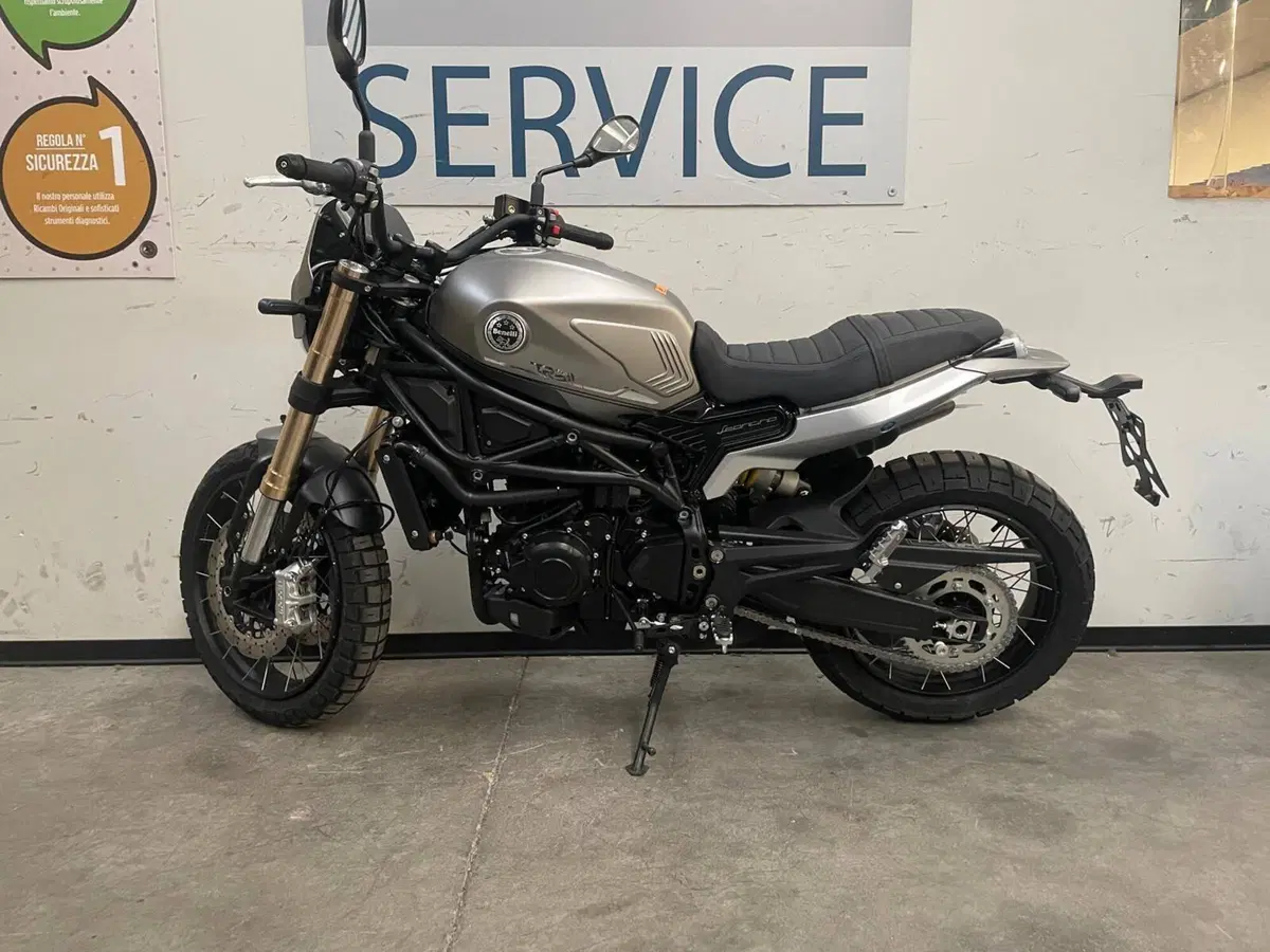 Benelli Leoncino 800 Trail (2022 - 26) (2)