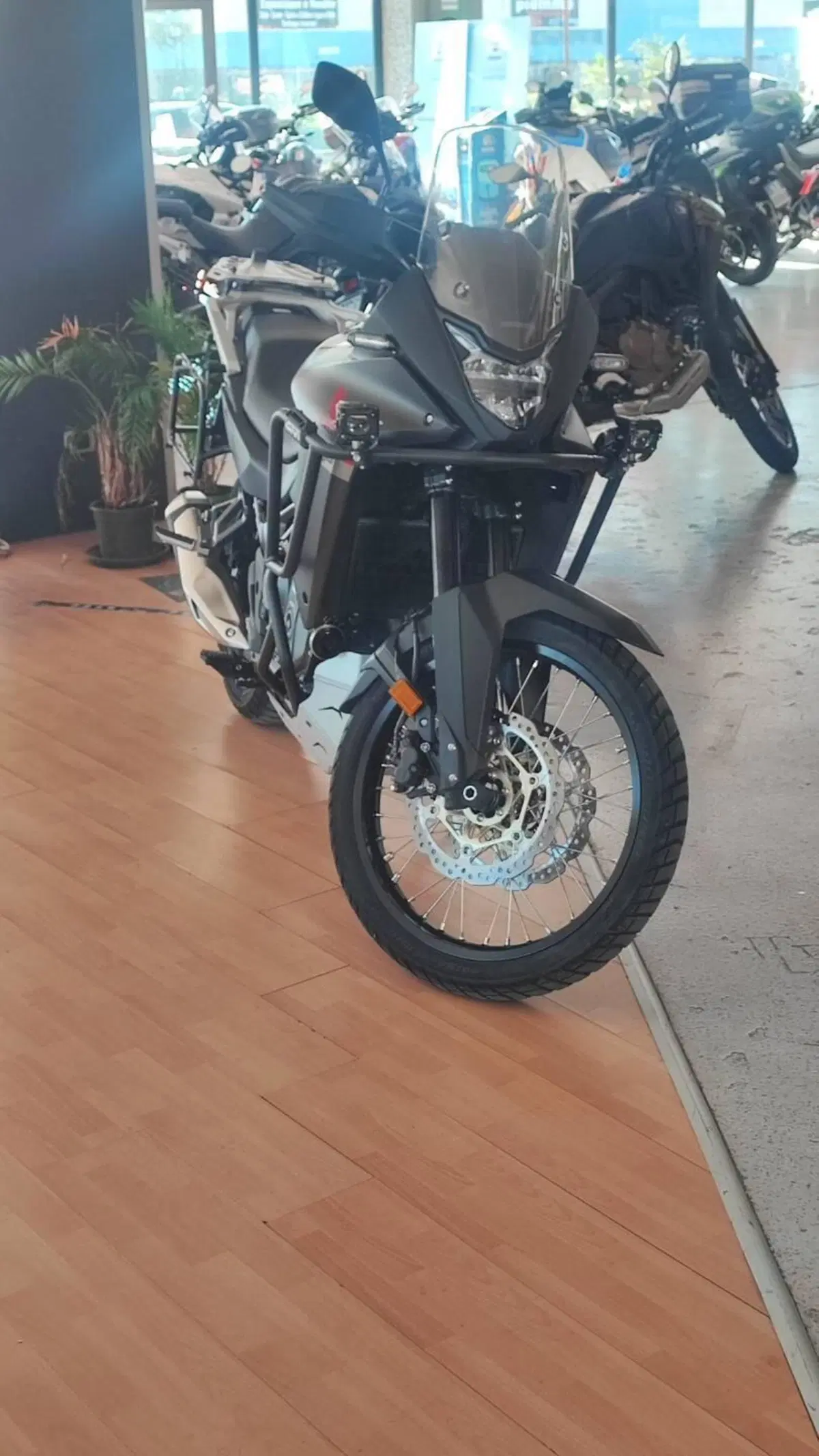 Honda Transalp XL750 (2023 - 24) (2)