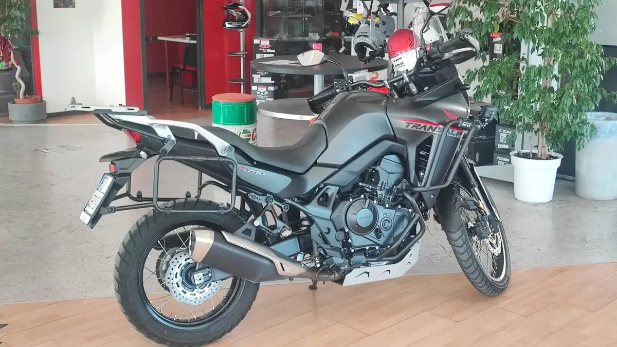 Honda Transalp XL750 (2023 - 24) (3)