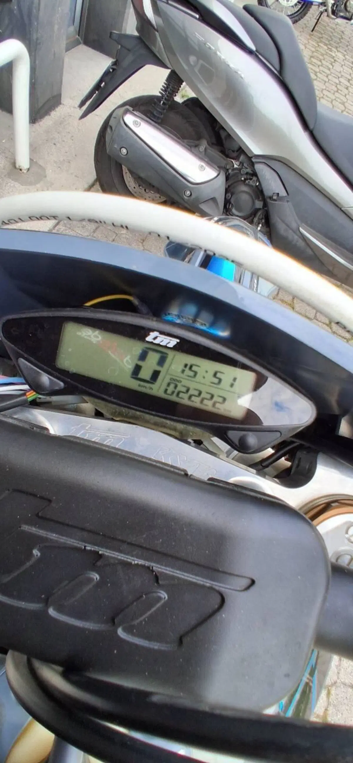 Tm Moto EN 125 ES Fi 2T (2026) (3)