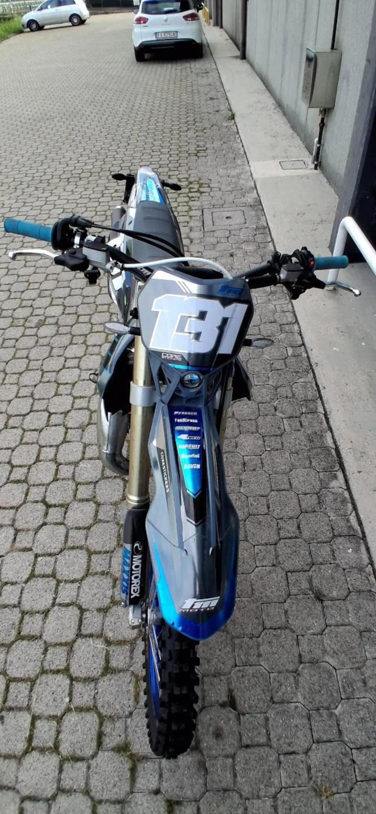 Tm Moto EN 125 ES Fi 2T (2026) (4)