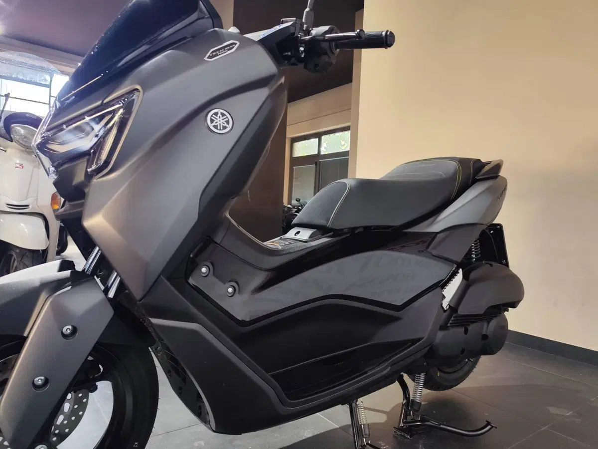 Yamaha N-Max 125 Tech Max (2025 - 26) (5)