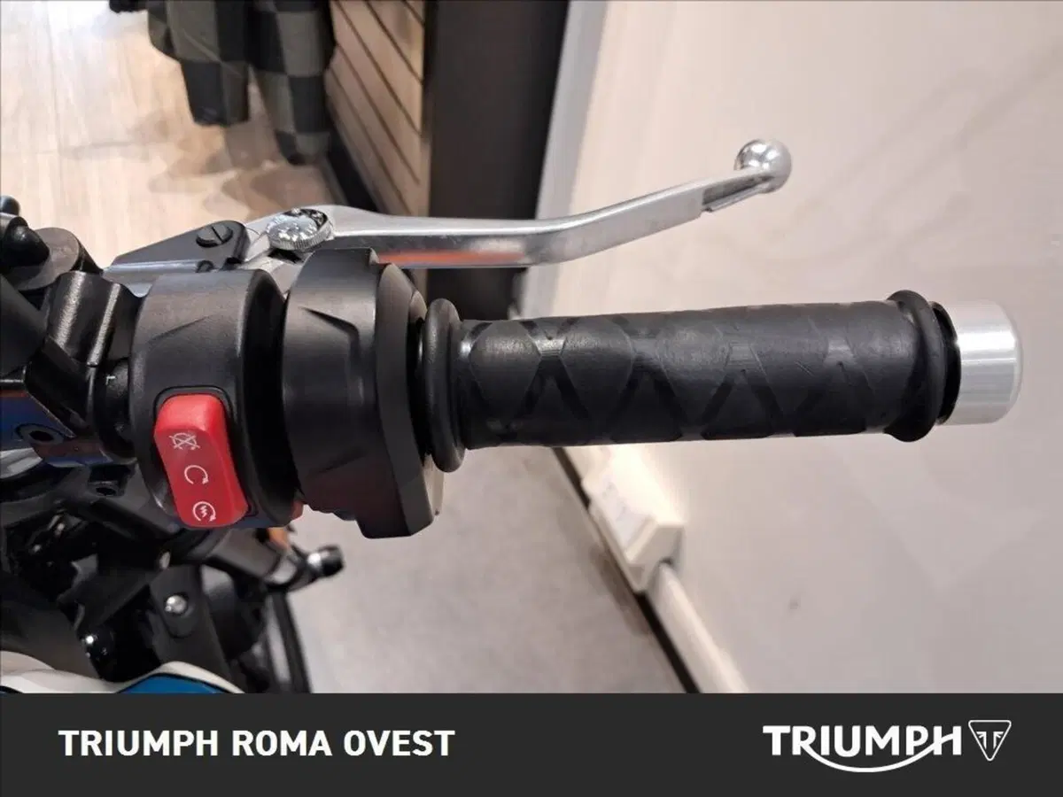 Triumph Speed Twin 900 (2025 - 26) (12)