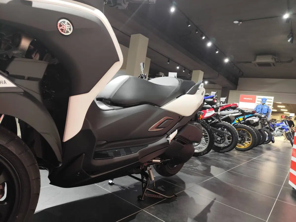 Yamaha Tricity 300 (2025 - 26) (5)