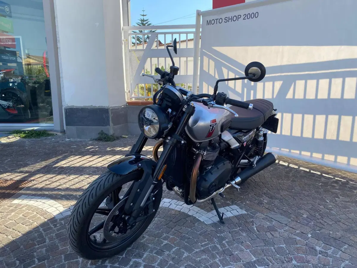 Triumph Speed Twin 900 (2025 - 26)