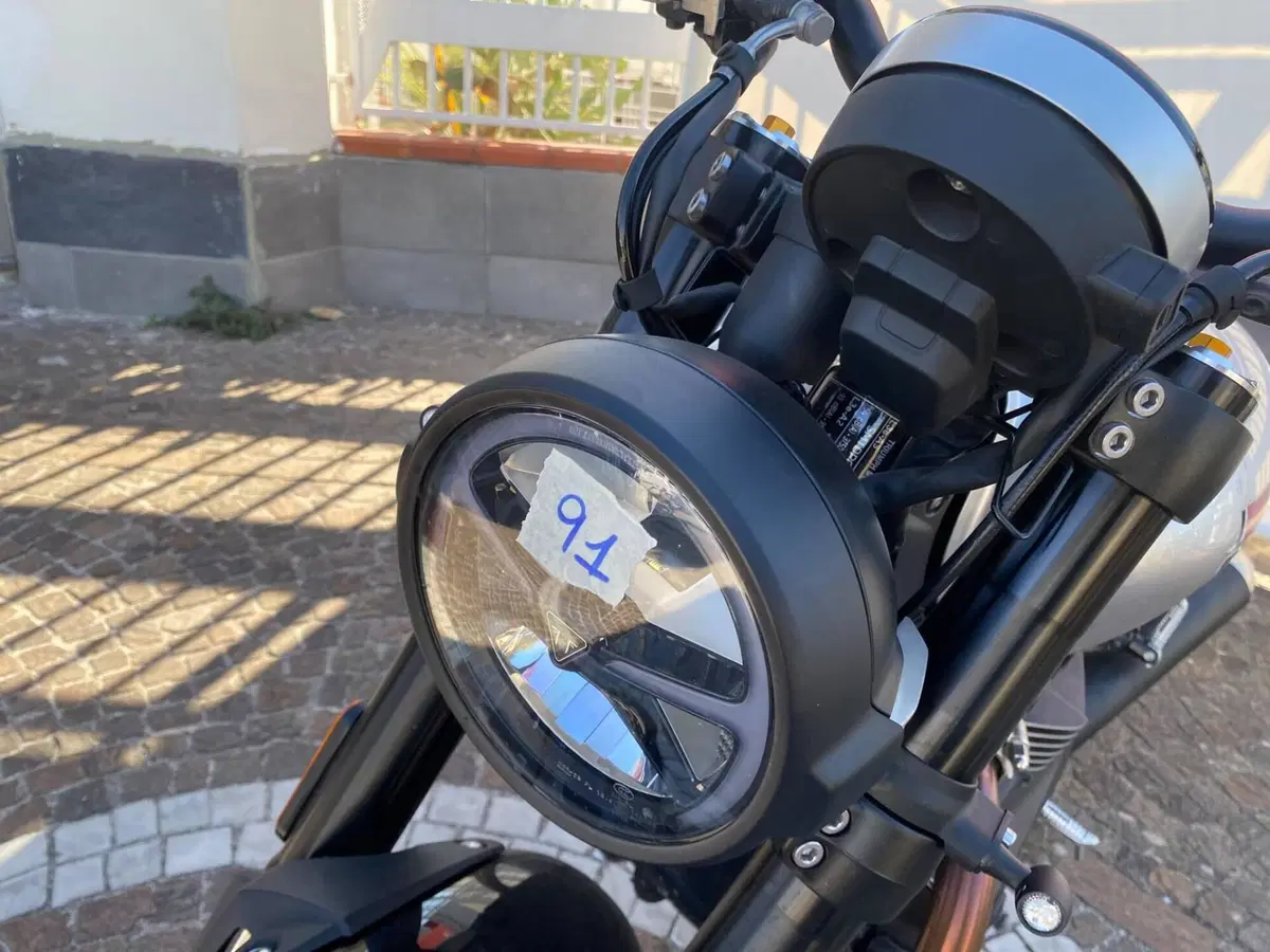 Triumph Speed Twin 900 (2025 - 26) (7)