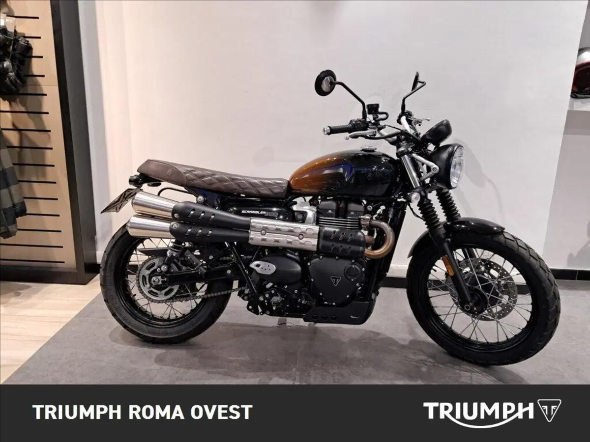Triumph Scrambler 900 Stealth Edition (2024) (2)