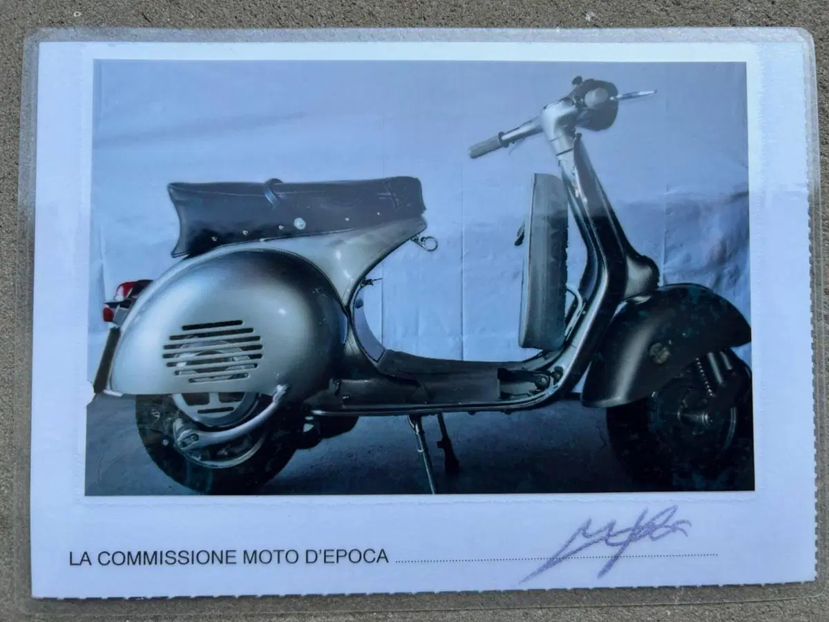 Piaggio Vespa 150 gs (3)