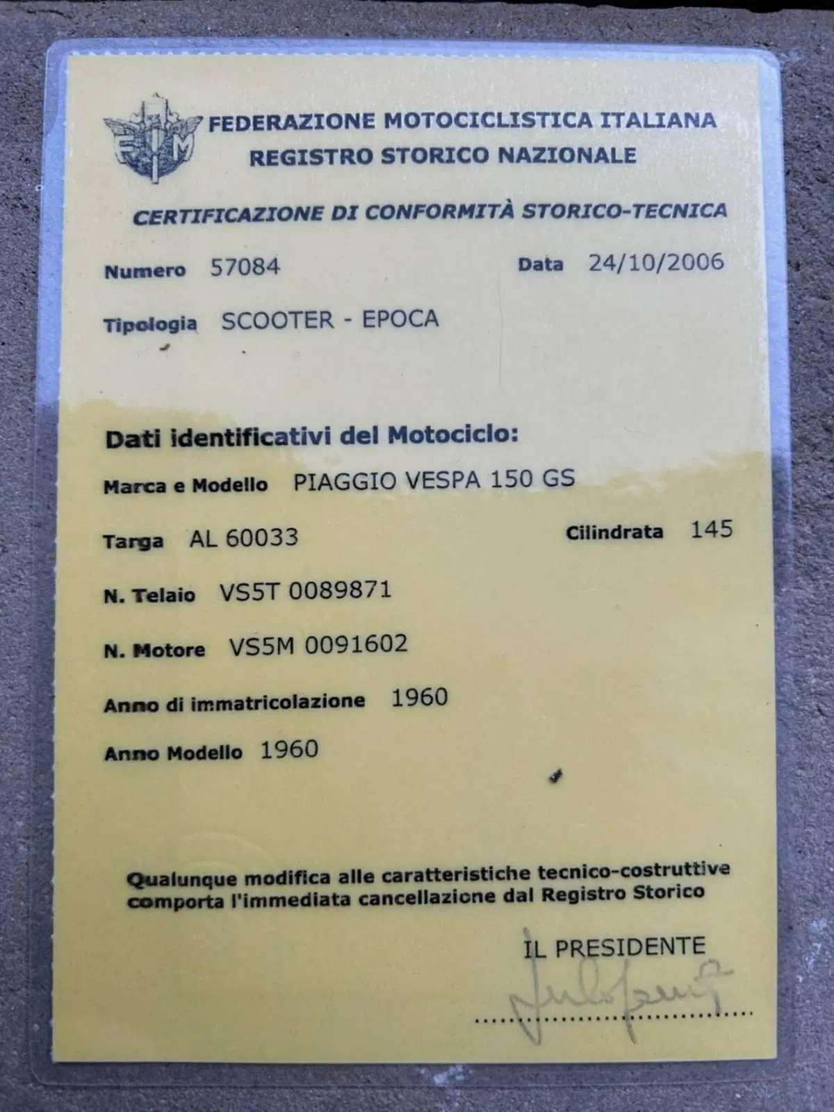 Piaggio Vespa 150 gs (5)
