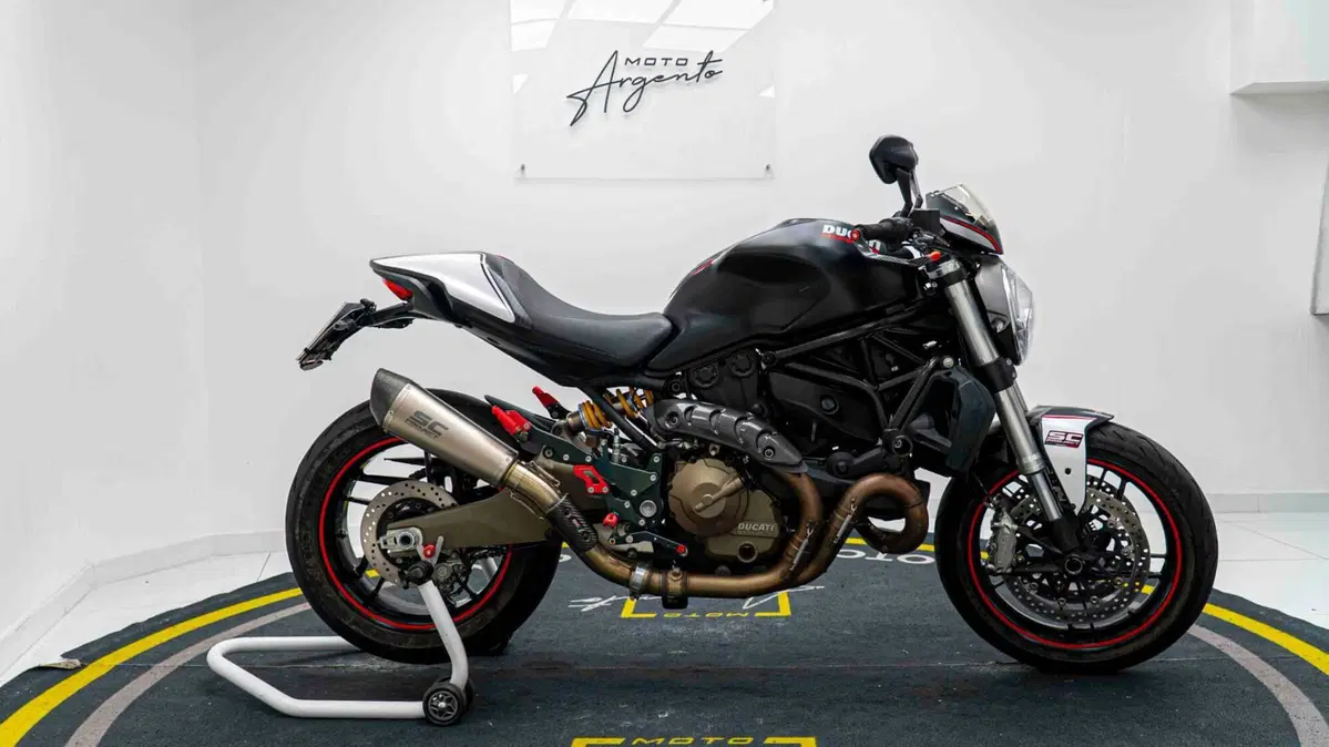 Ducati Monster 821 ABS (2014 - 17) (5)