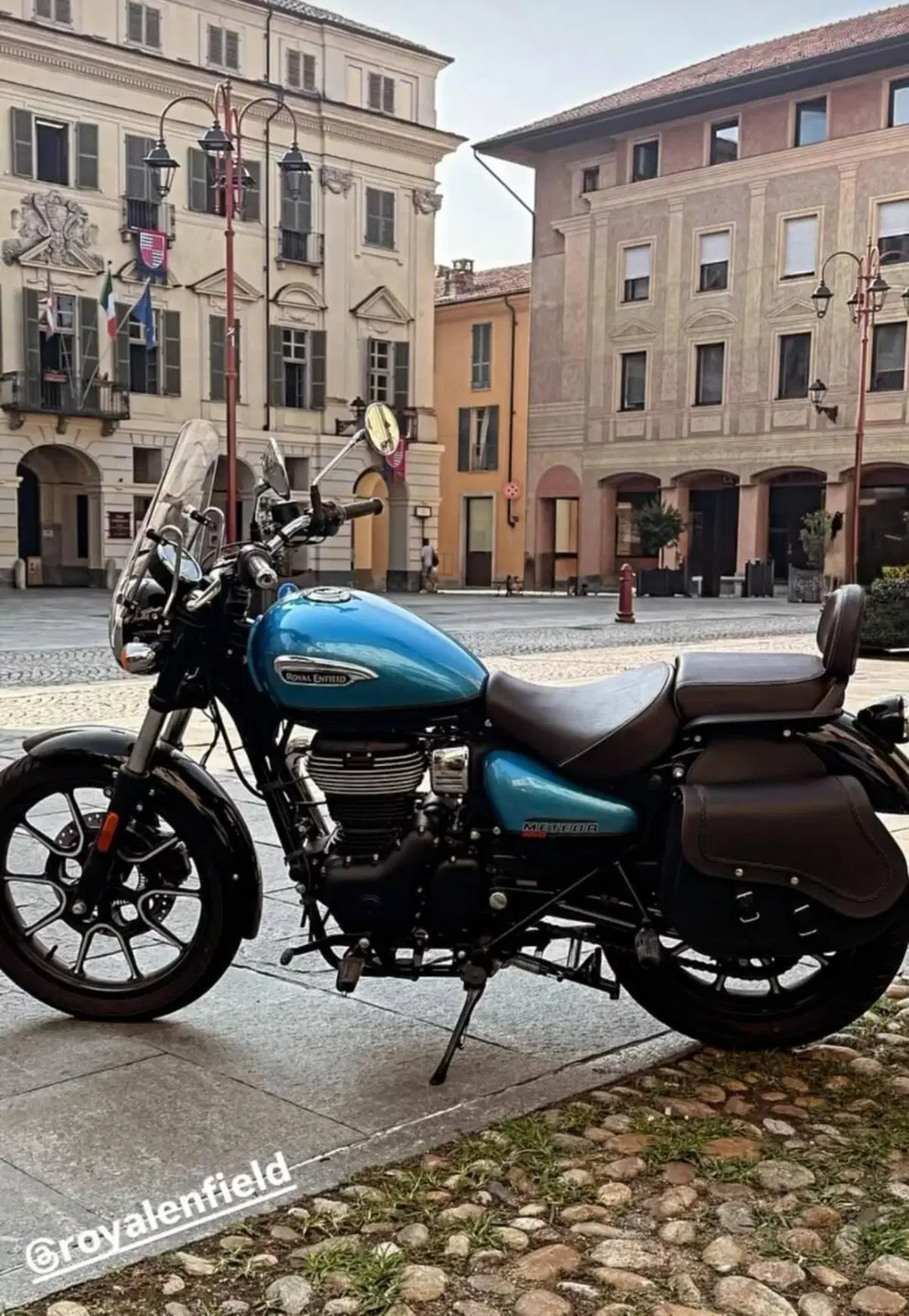 Royal Enfield Meteor 350 Aurora (2024 - 26)