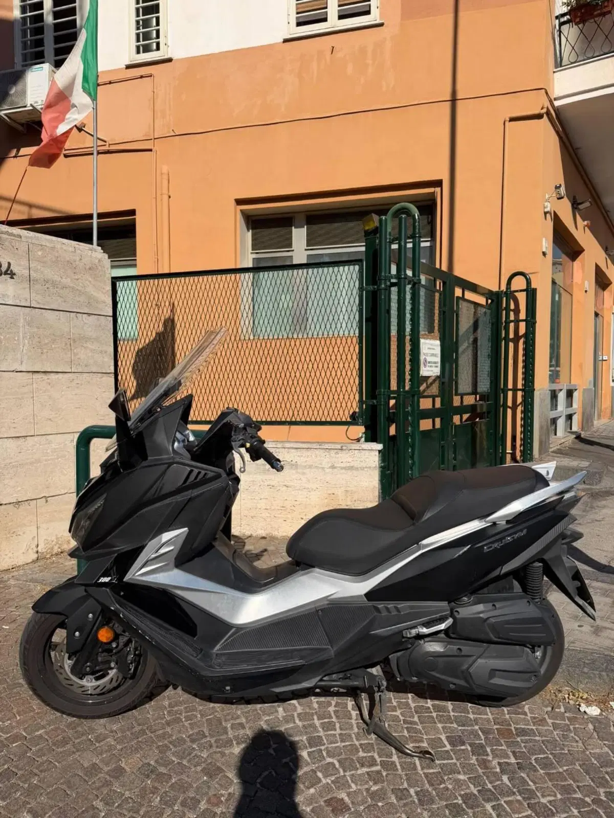 Sym Cruisym 300 (2017 - 20) (4)