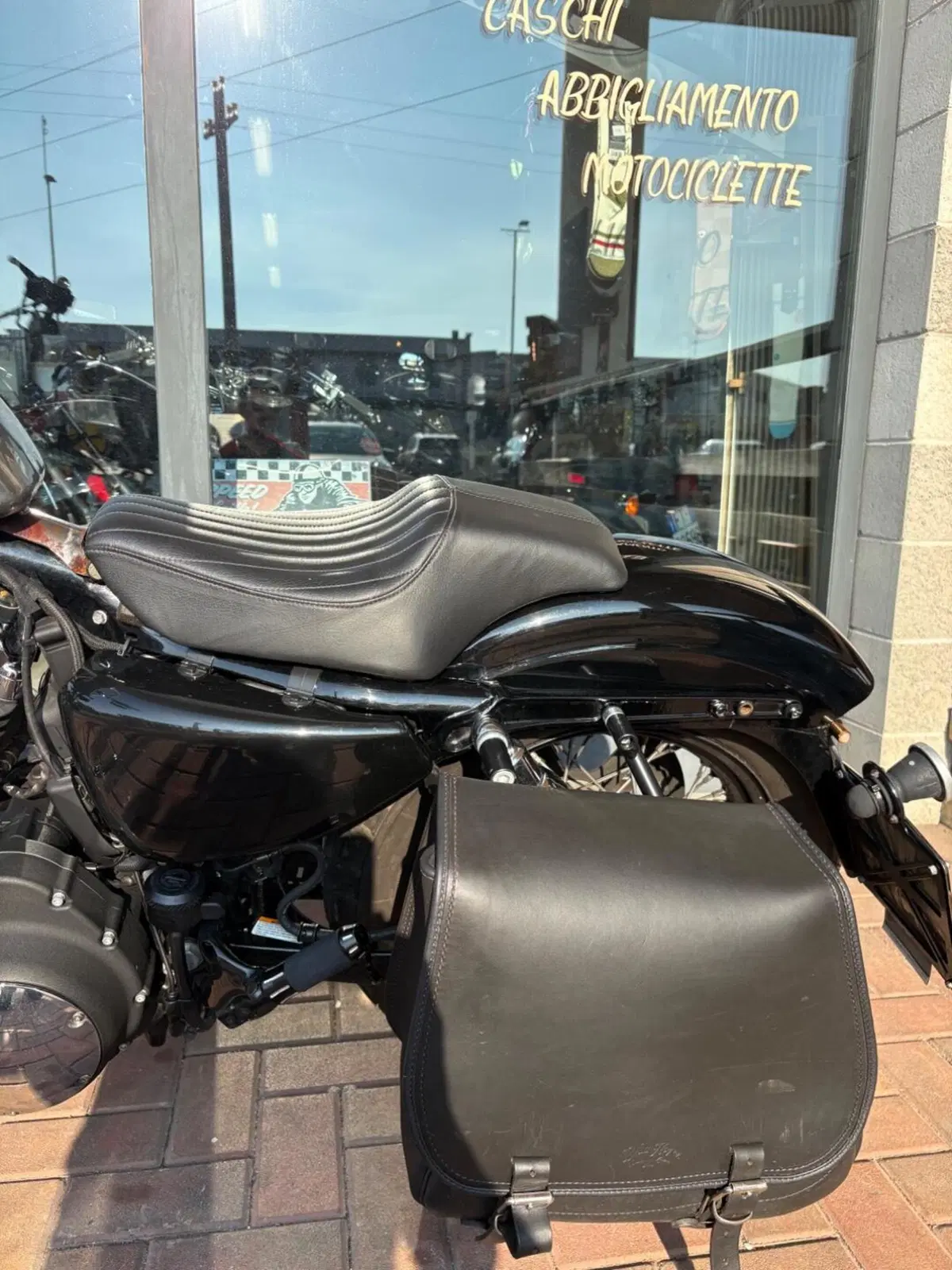 Harley-Davidson 1200 Forty-Eight (2010 - 15) (5)