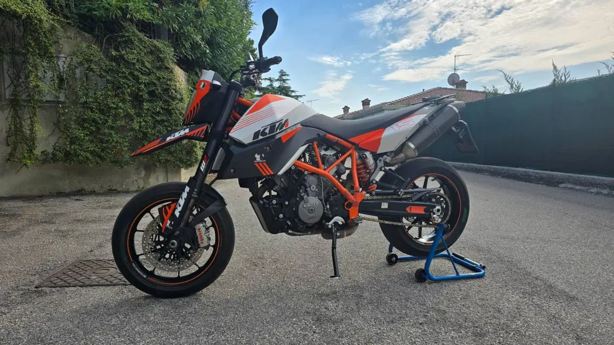 KTM 990 Supermoto R (2009 - 11) (3)