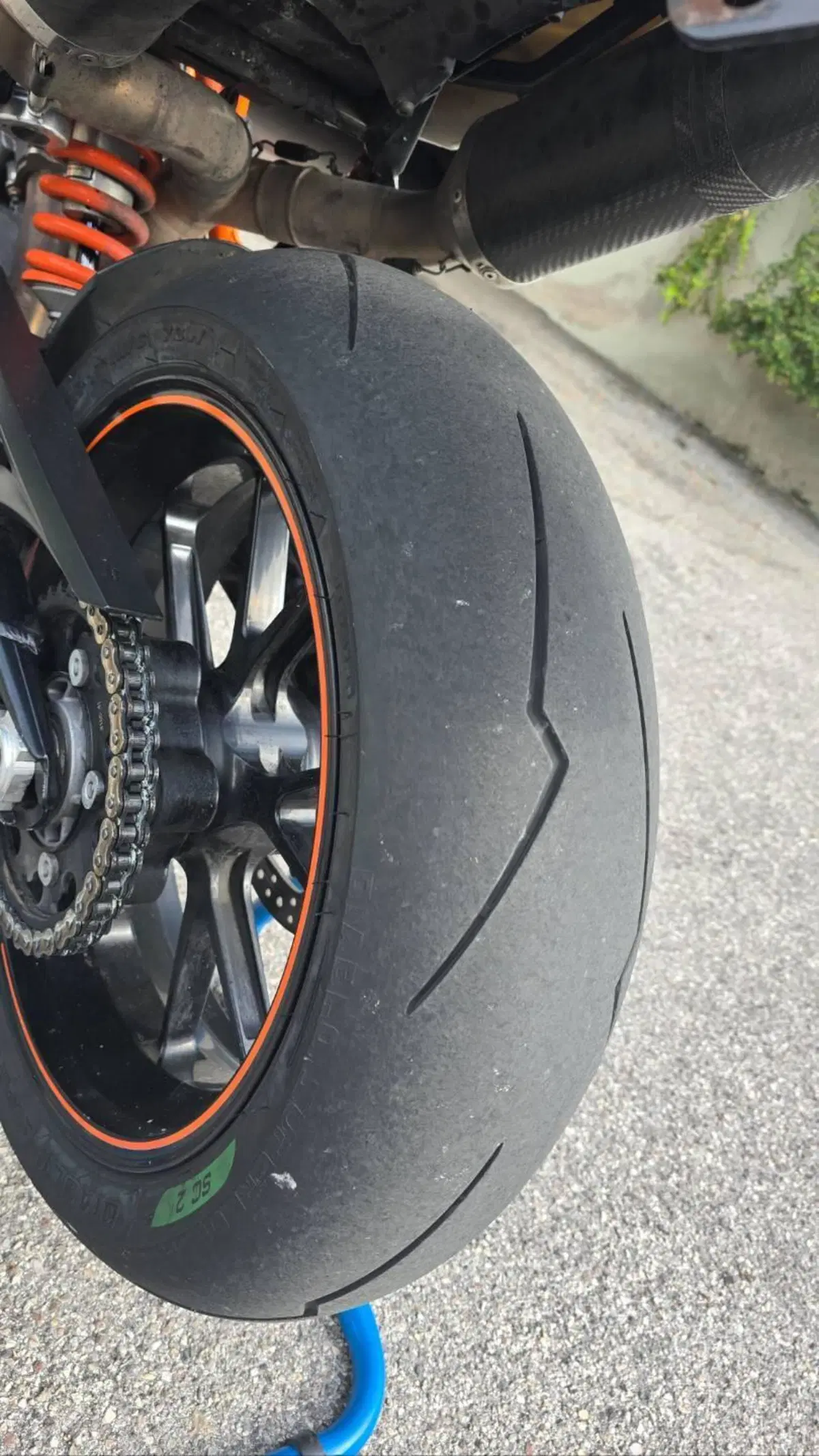 KTM 990 Supermoto R (2009 - 11) (4)