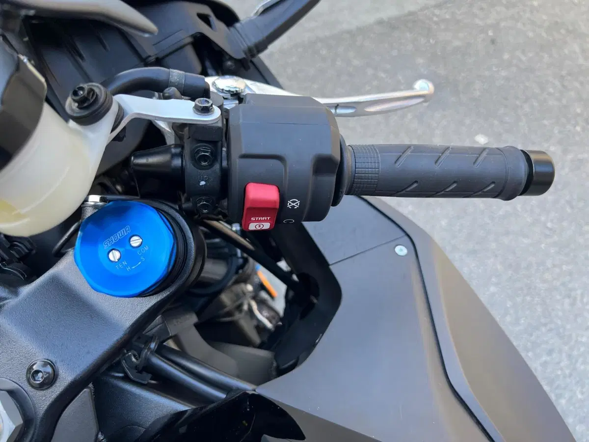 Honda CBR 600 RR (2024 - 26) (11)