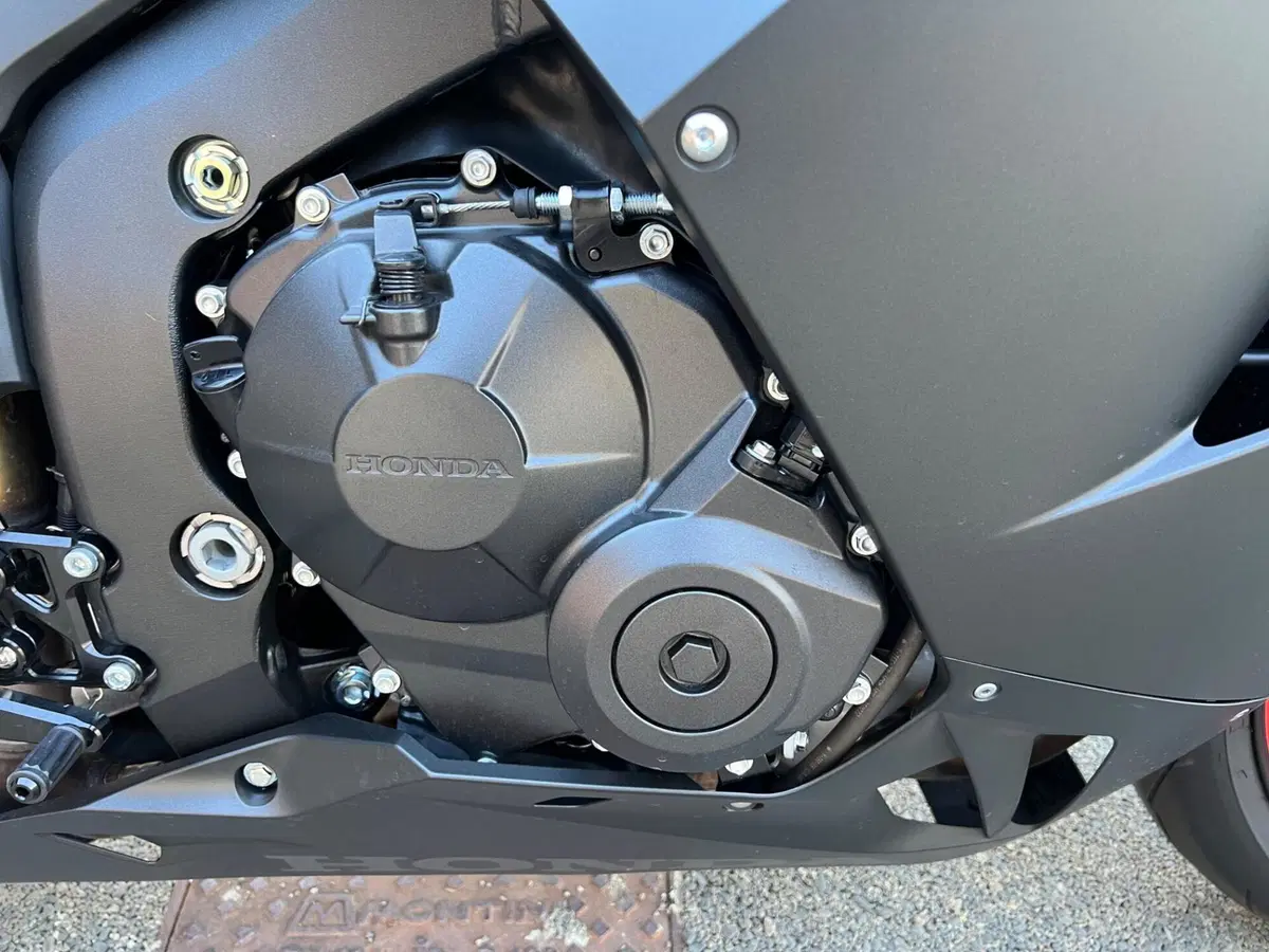 Honda CBR 600 RR (2024 - 26) (14)