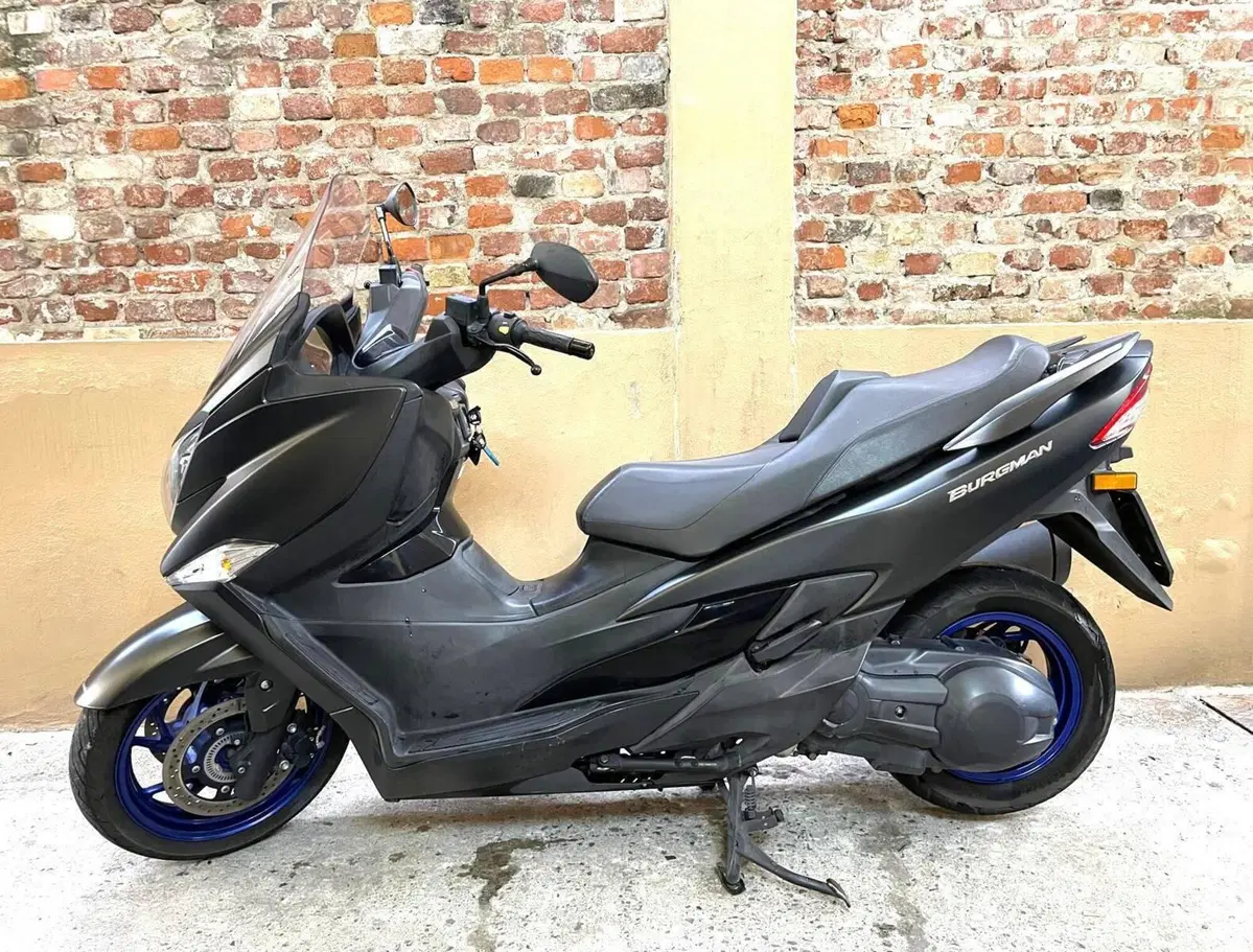 Suzuki Burgman AN 400 (2017 - 20) (3)