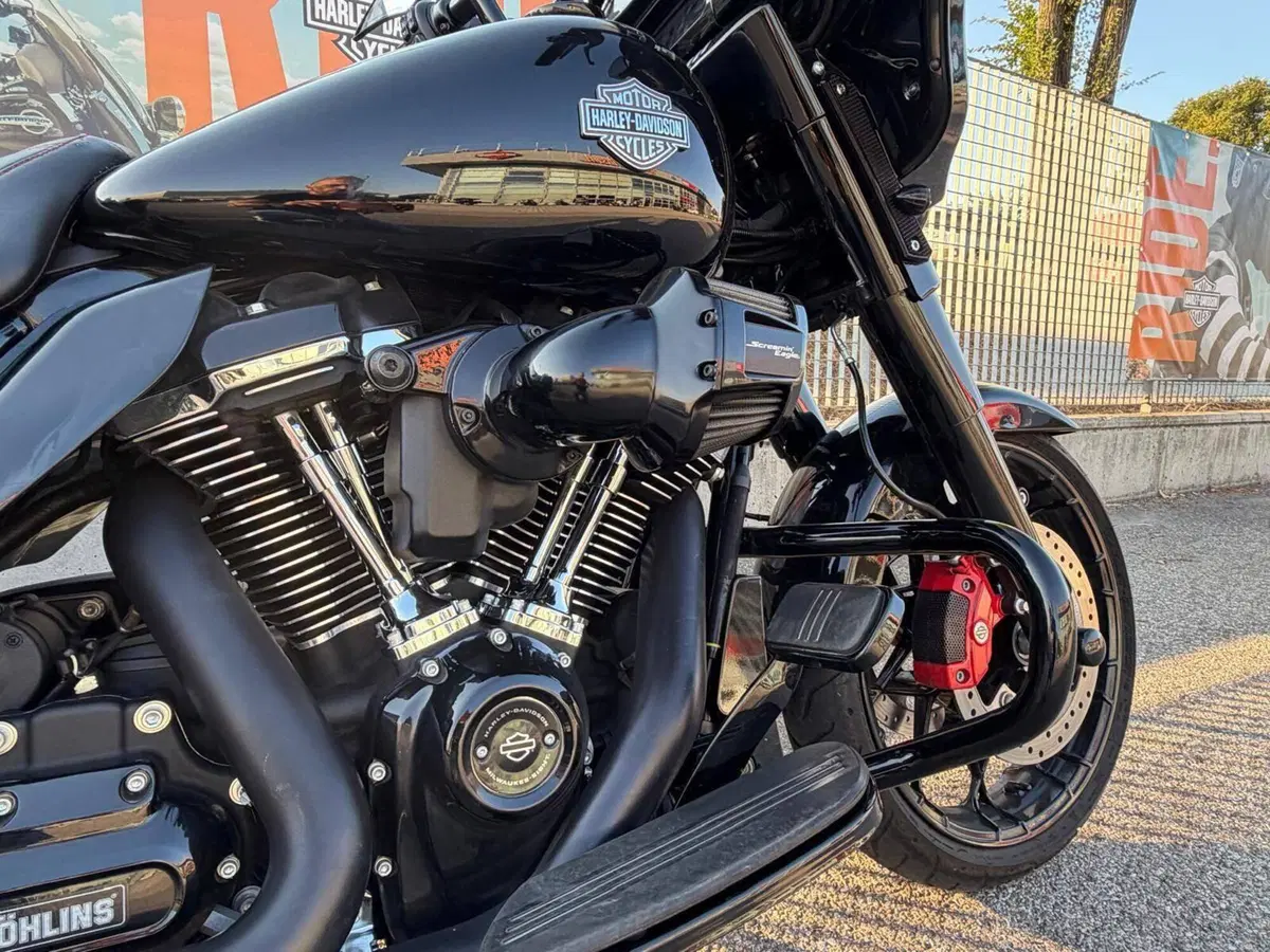 Harley-Davidson Street Glide Special (2021 - 23) (2)
