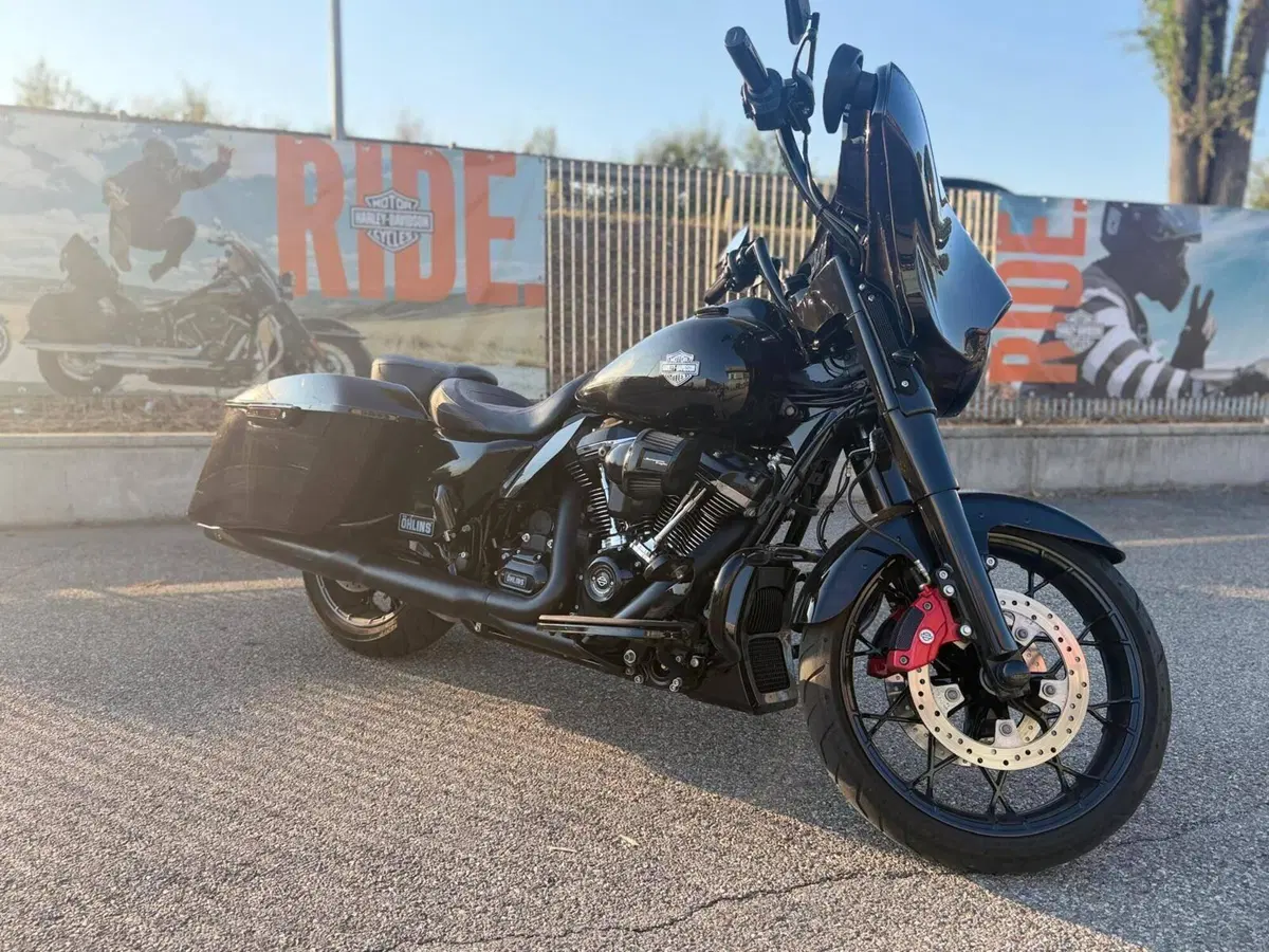 Harley-Davidson Street Glide Special (2021 - 23) (3)