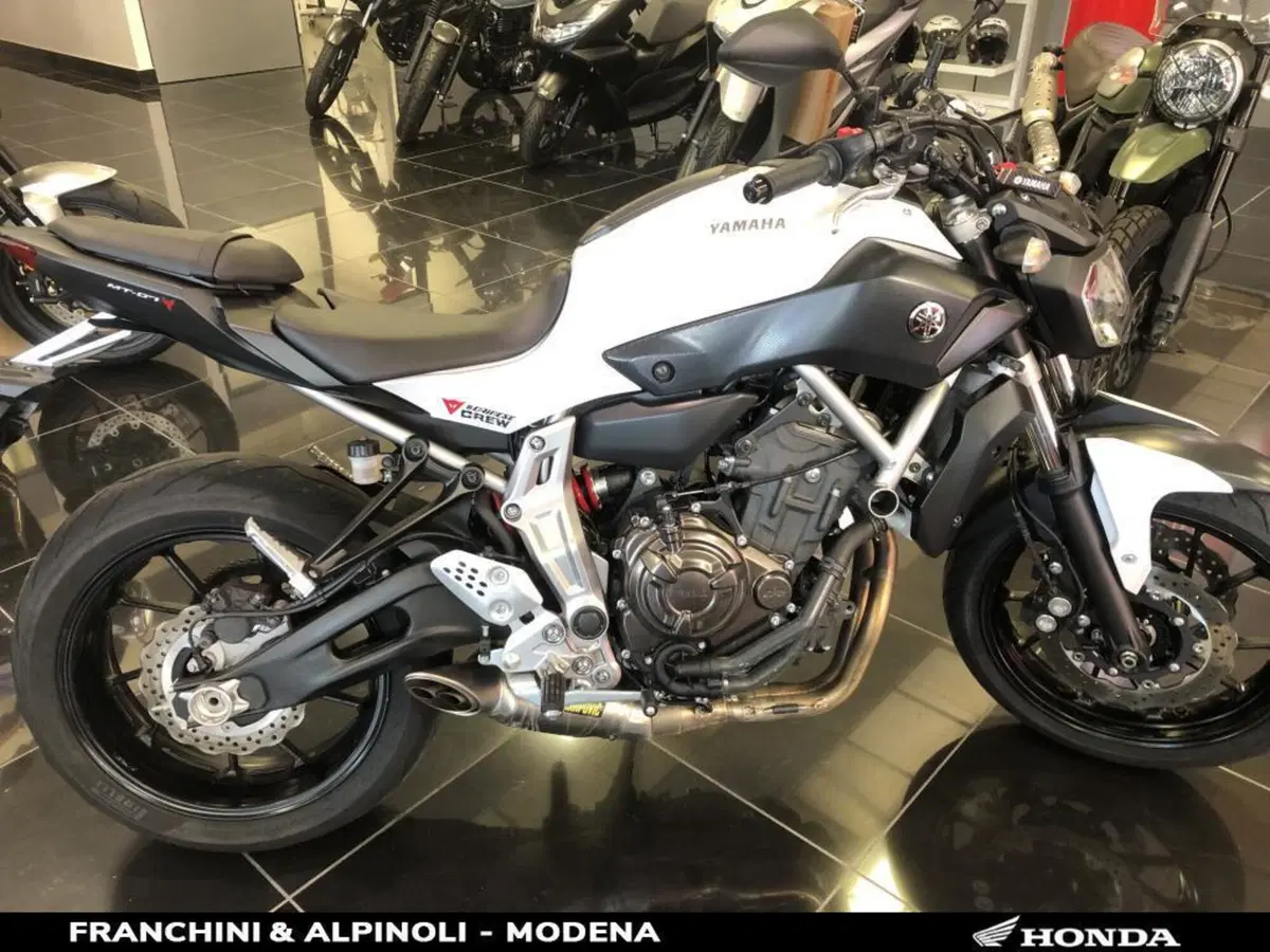 Yamaha MT-07 (2014 - 16) (2)