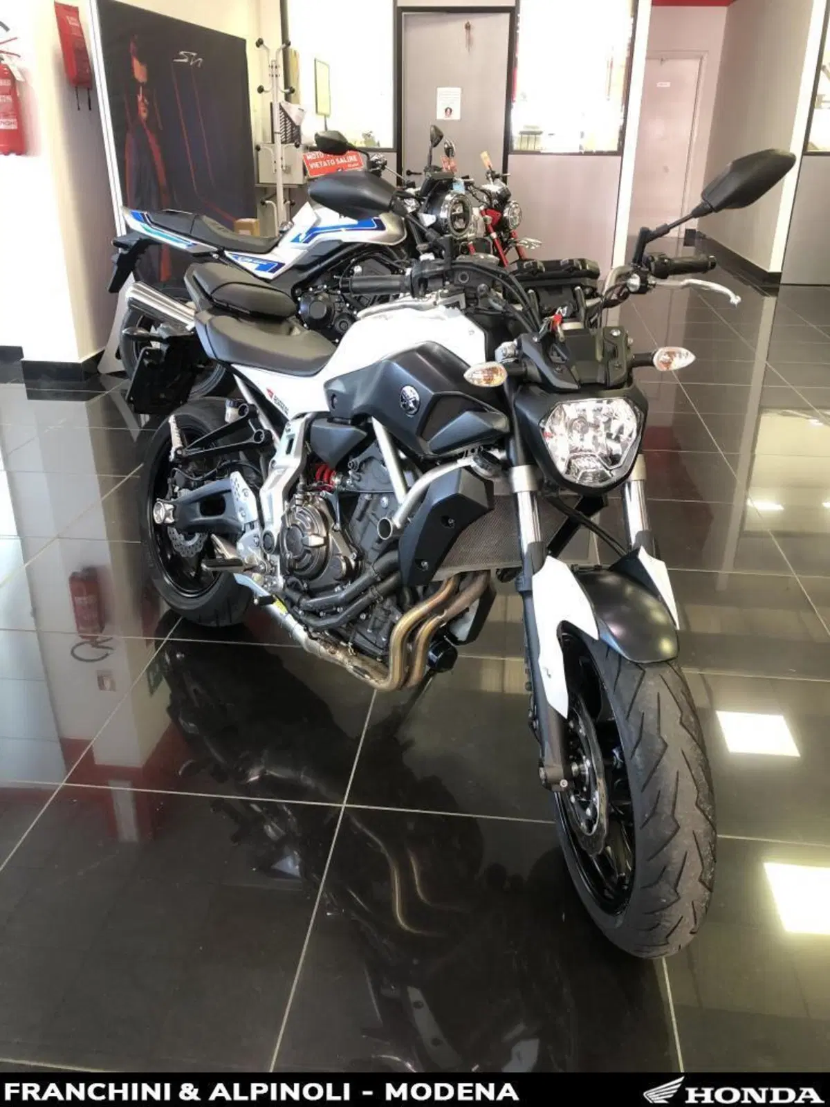 Yamaha MT-07 (2014 - 16) (7)