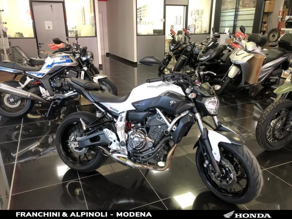 Yamaha MT-07 (2014 - 16) (10)