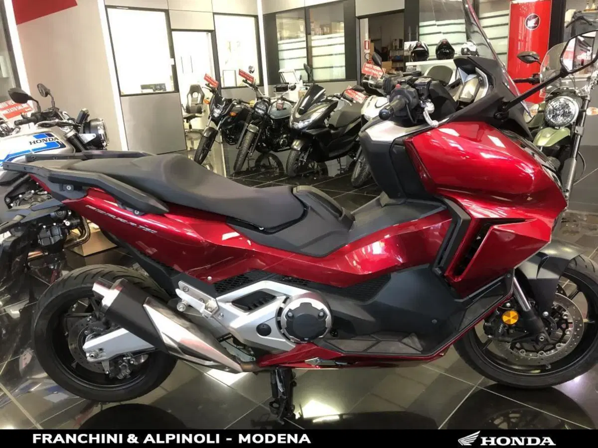 Honda Forza 750 DCT (2021 - 24) (7)