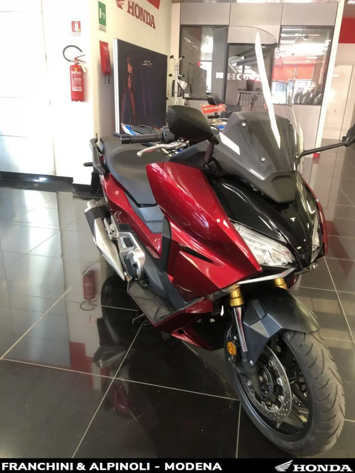 Honda Forza 750 DCT (2021 - 24) (9)