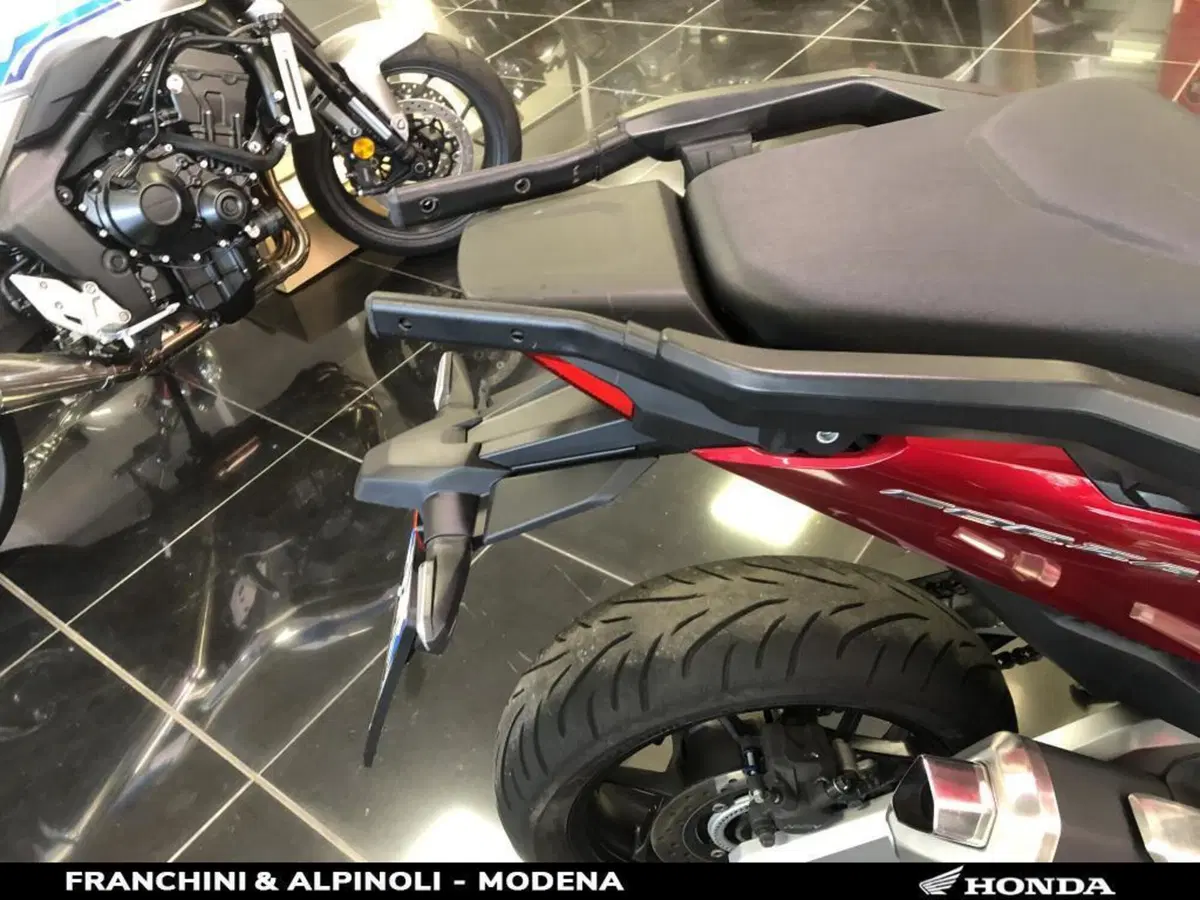 Honda Forza 750 DCT (2021 - 24) (12)