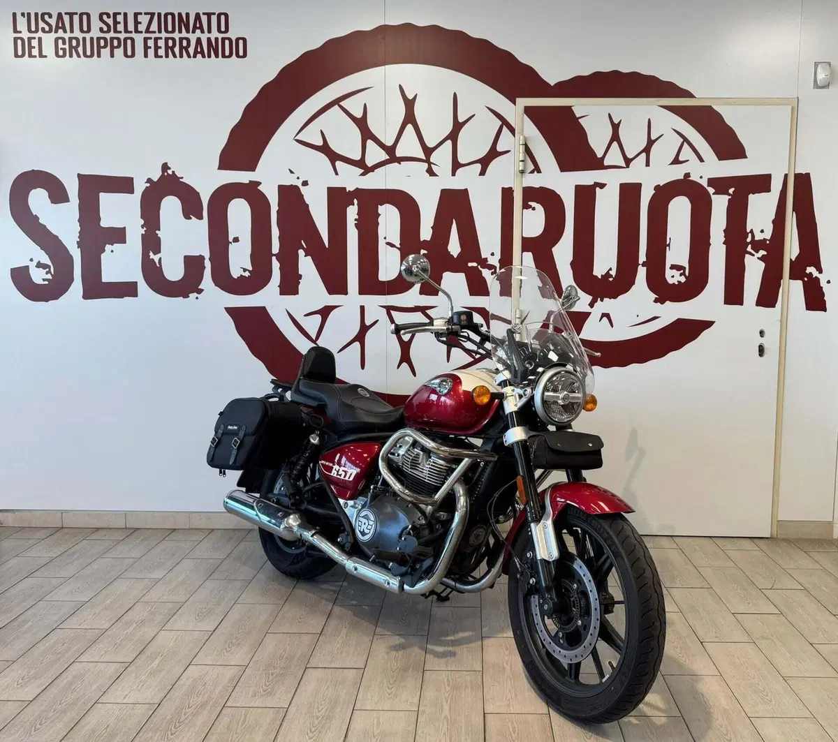 Royal Enfield Super Meteor 650 (2023 - 26) (2)