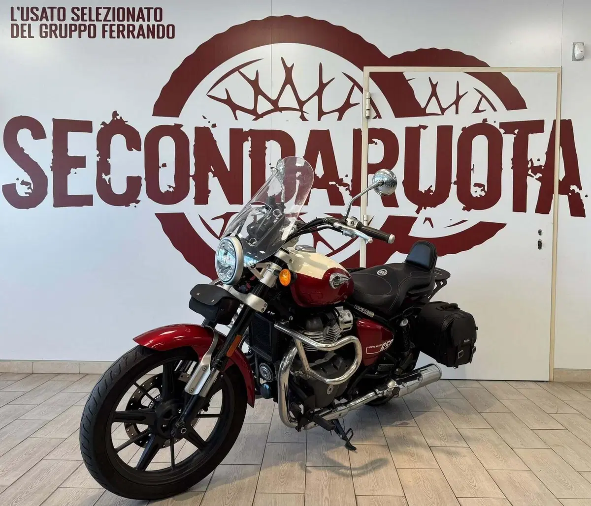 Royal Enfield Super Meteor 650 (2023 - 26) (3)