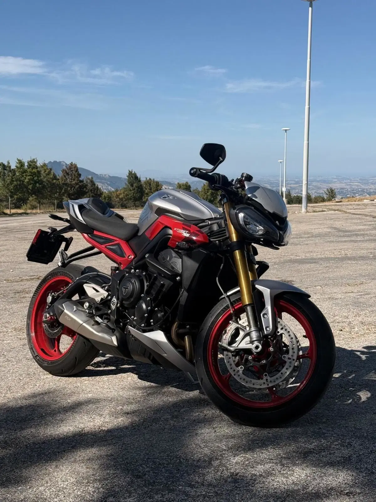 Triumph Street Triple 765 RX (2026)