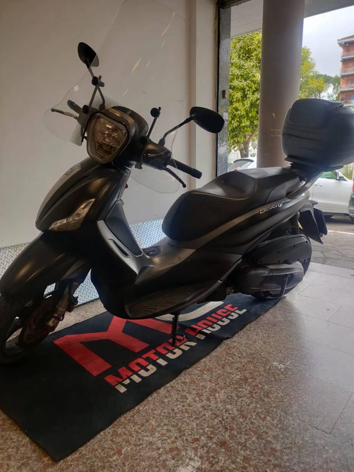 Piaggio Beverly 350 Police ABS-ASR (2018 - 20)