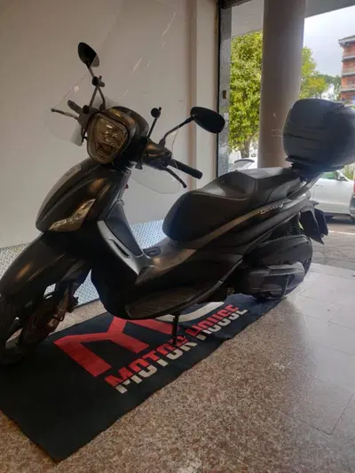 Piaggio Beverly 350 Police ABS-ASR (2018 - 20) usata