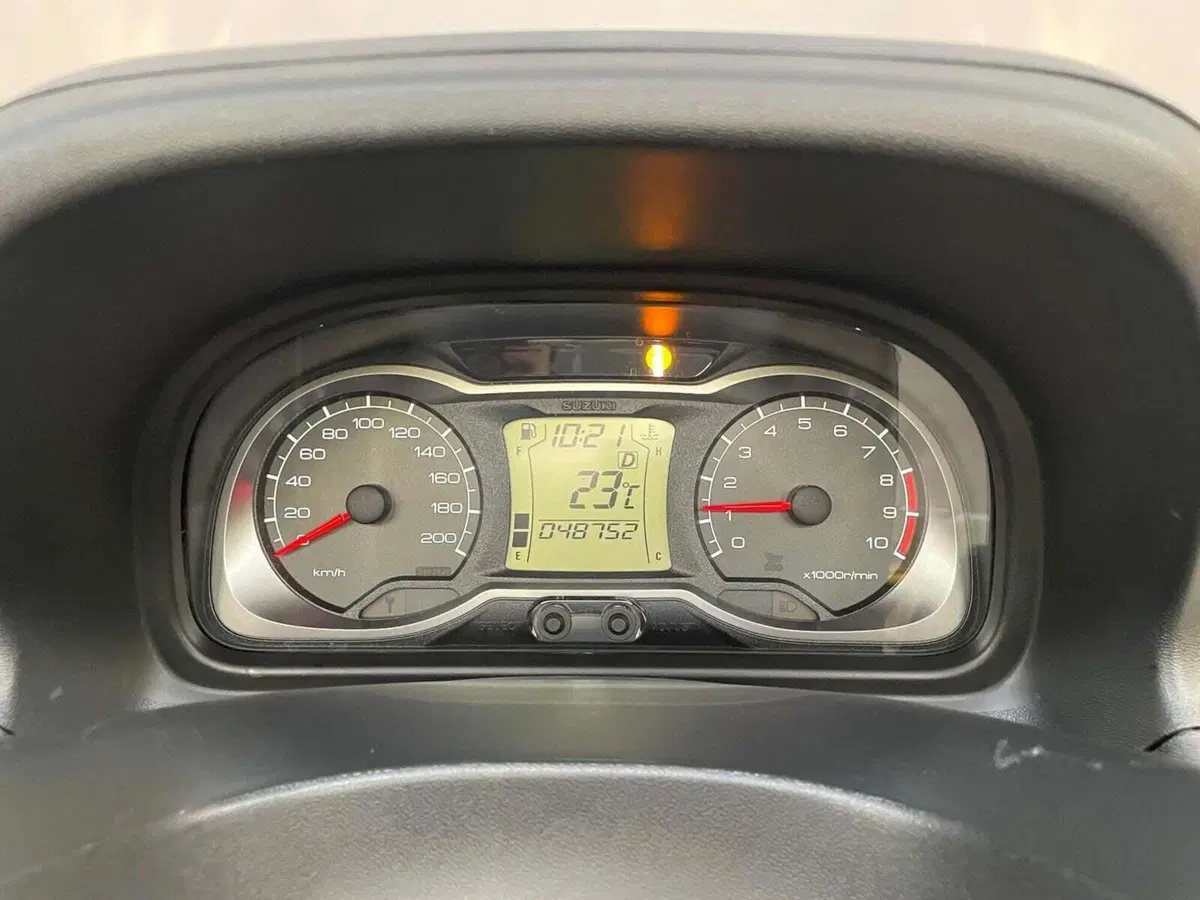Suzuki Burgman AN 650 Executive (2017 - 20) (7)