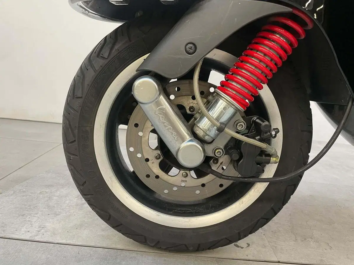 Vespa GTS 300 Super (2008 - 16) (8)