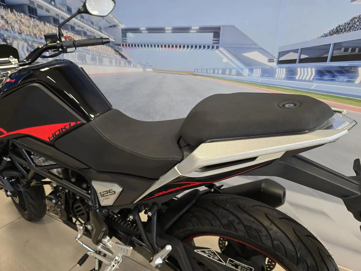 Swm Hoku 125 (2026) (7)