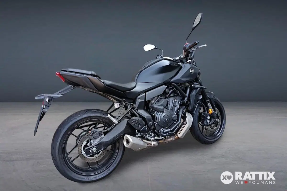 Yamaha MT-07 Y-AMT (2025 - 26) (4)