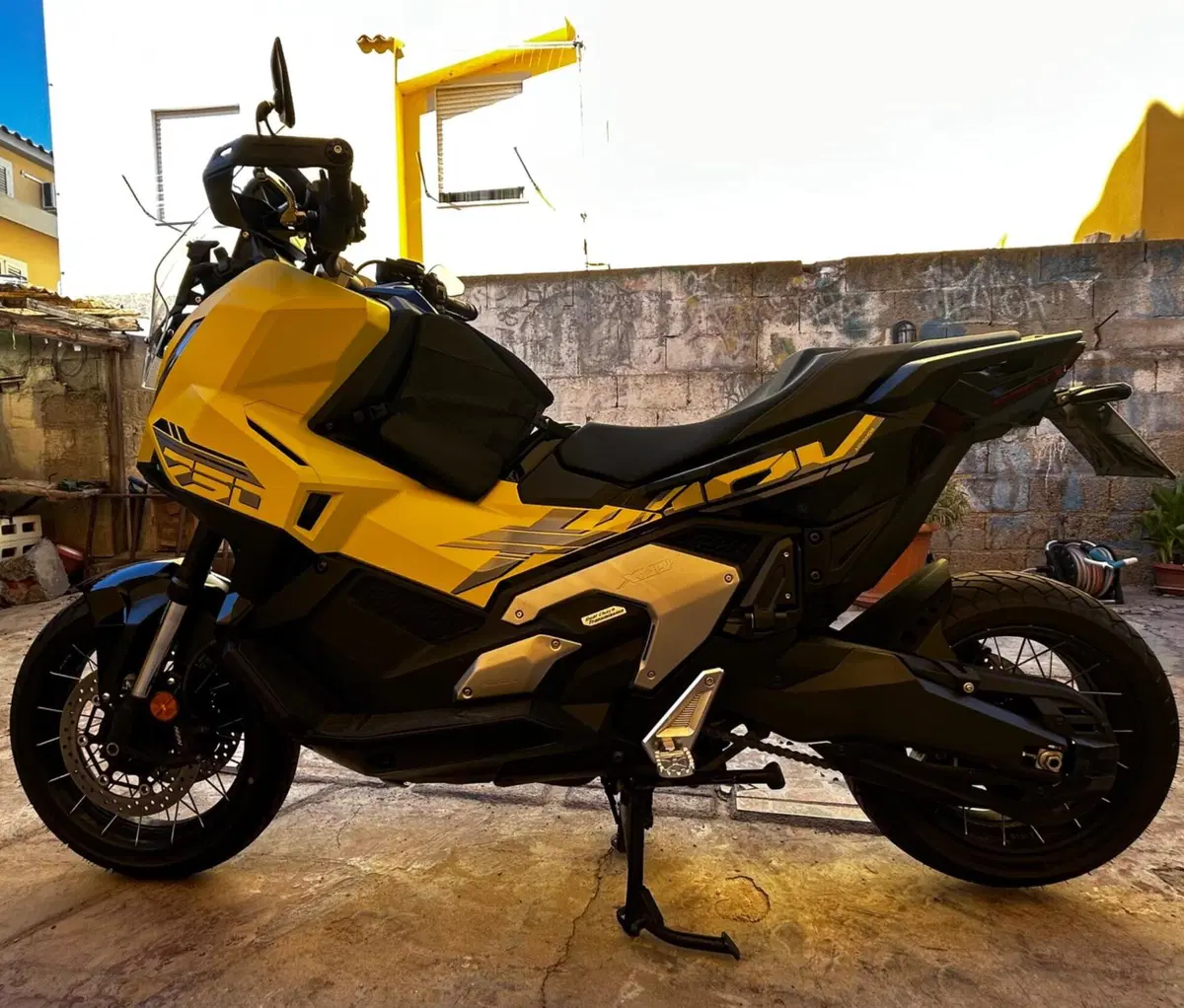 Honda X-ADV 750 (2025 - 27) (3)