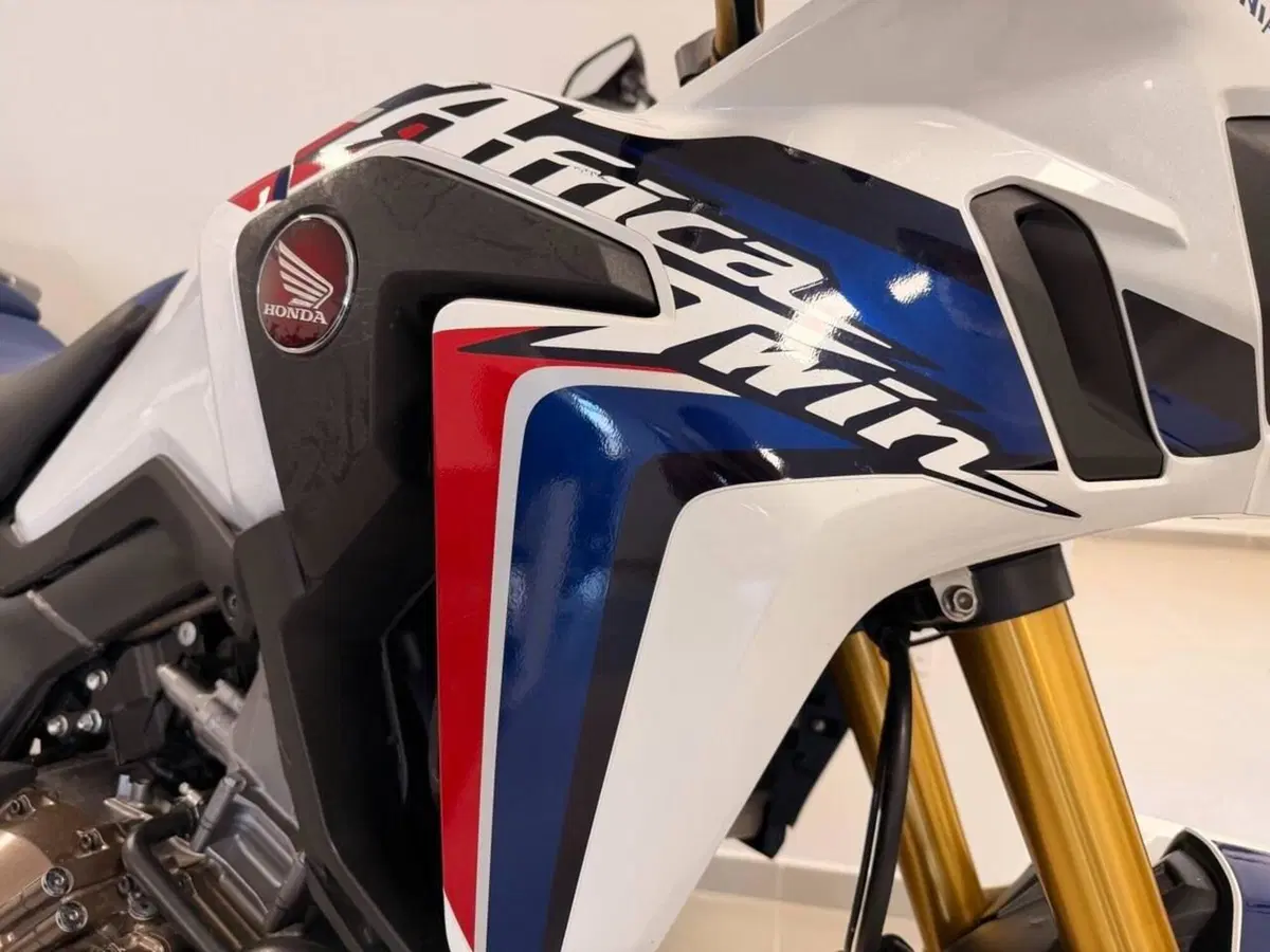 Honda Africa Twin CRF 1000L DCT ABS (2016 - 17) (2)