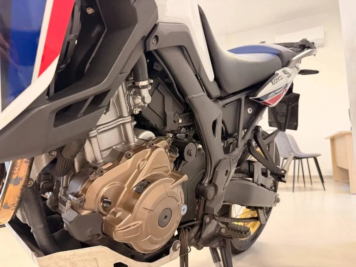 Honda Africa Twin CRF 1000L DCT ABS (2016 - 17) (13)